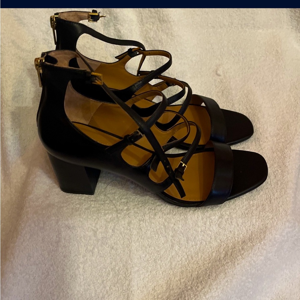 Black Calvin Klein shoes, size 10 strappy open toe comfortable shoes.